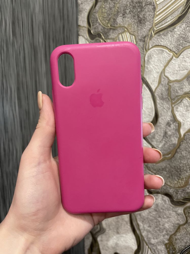 Продам чехлы на  iPhone X/Xs