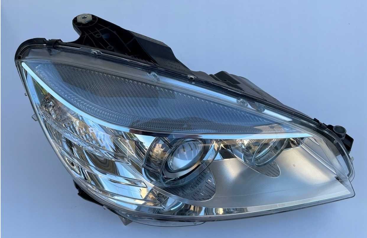 lampa MERCEDES W204 W 204 BI xenon komplet kompletne