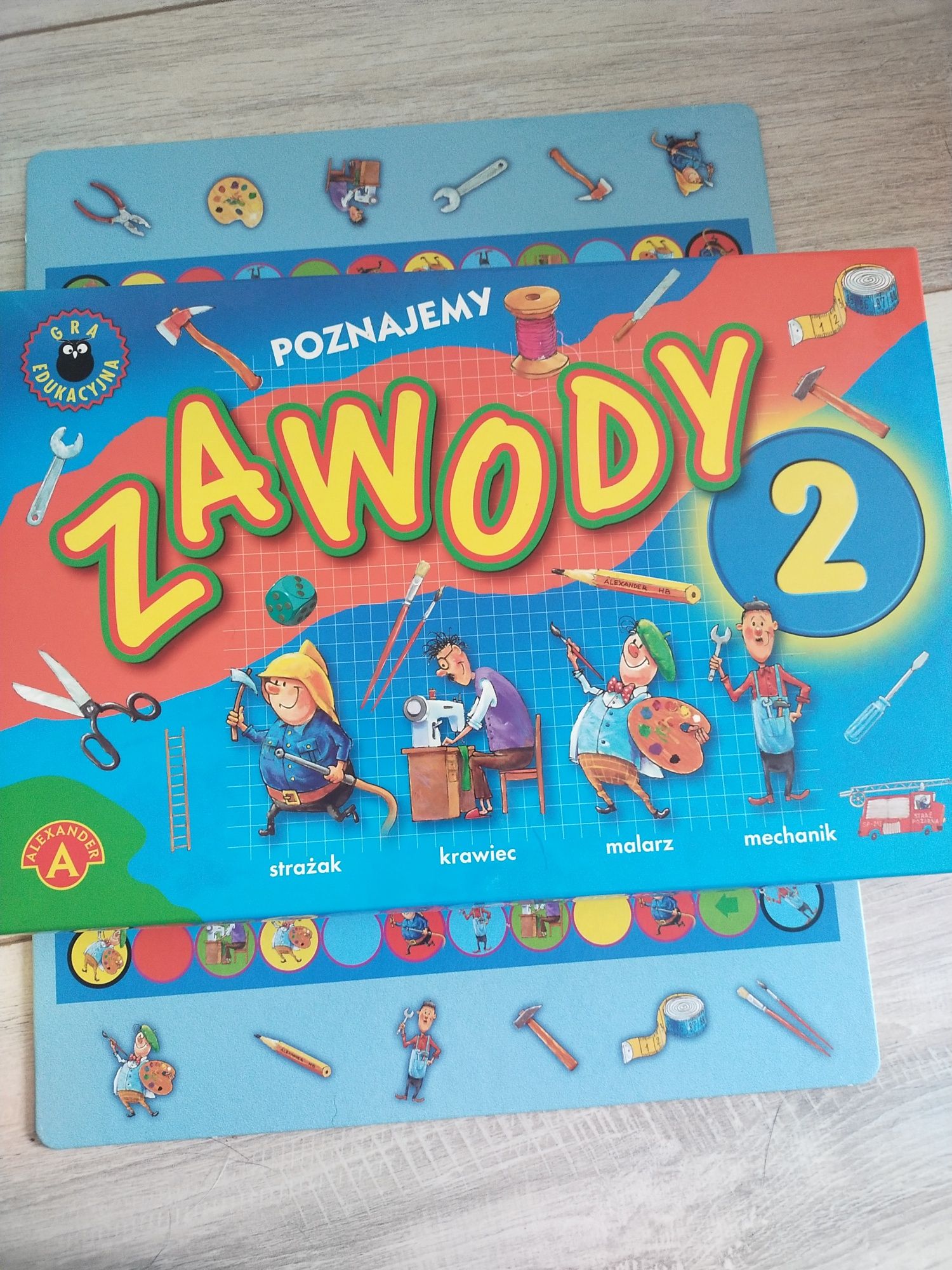 Gra z puzzlami dla młodszych dzieci