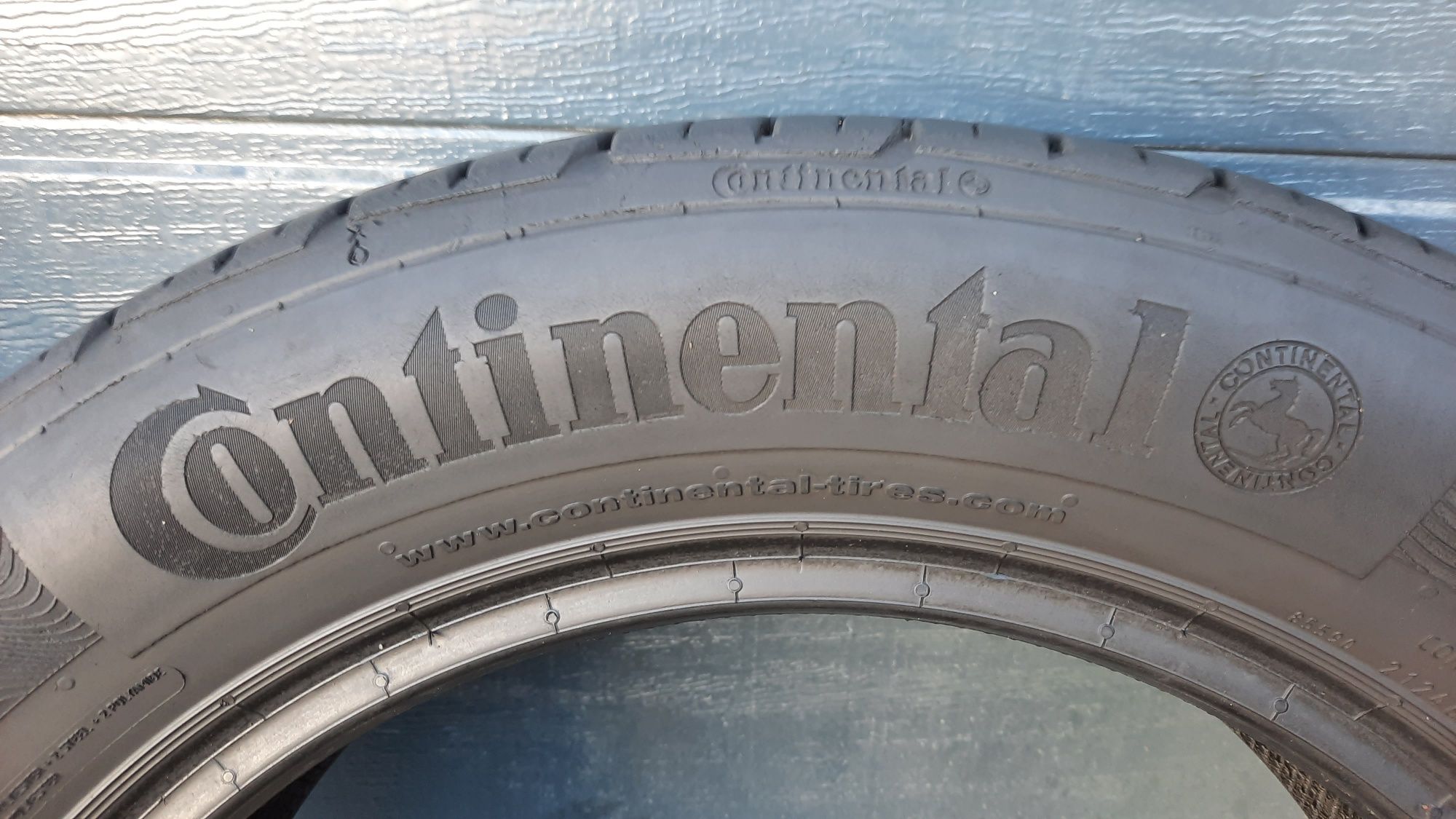 Continental 215/55 R16 ContiPremiumContact 5 mm