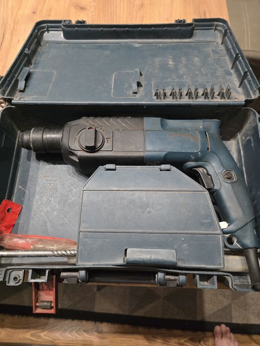 Wiertarka Bosch udar SDS stan idealny z walizką