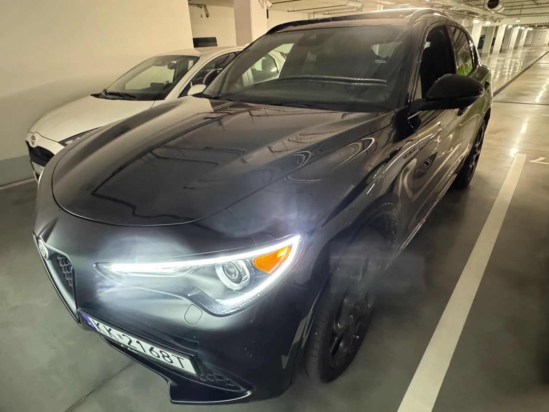 Alfa Romeo Stelvio Q4 Veloce Vulkano Black Metalic z Panoramą