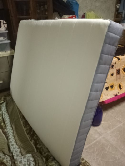 Colchão IKEA como novo