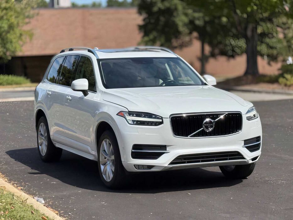 Volvo XC90      2018