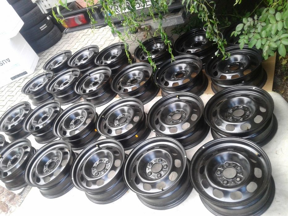 4 Nowe Felgi Stalowe Oryginalne BMW 3 F30 F31 7Jx16H2 IS31 ET31 5x120
