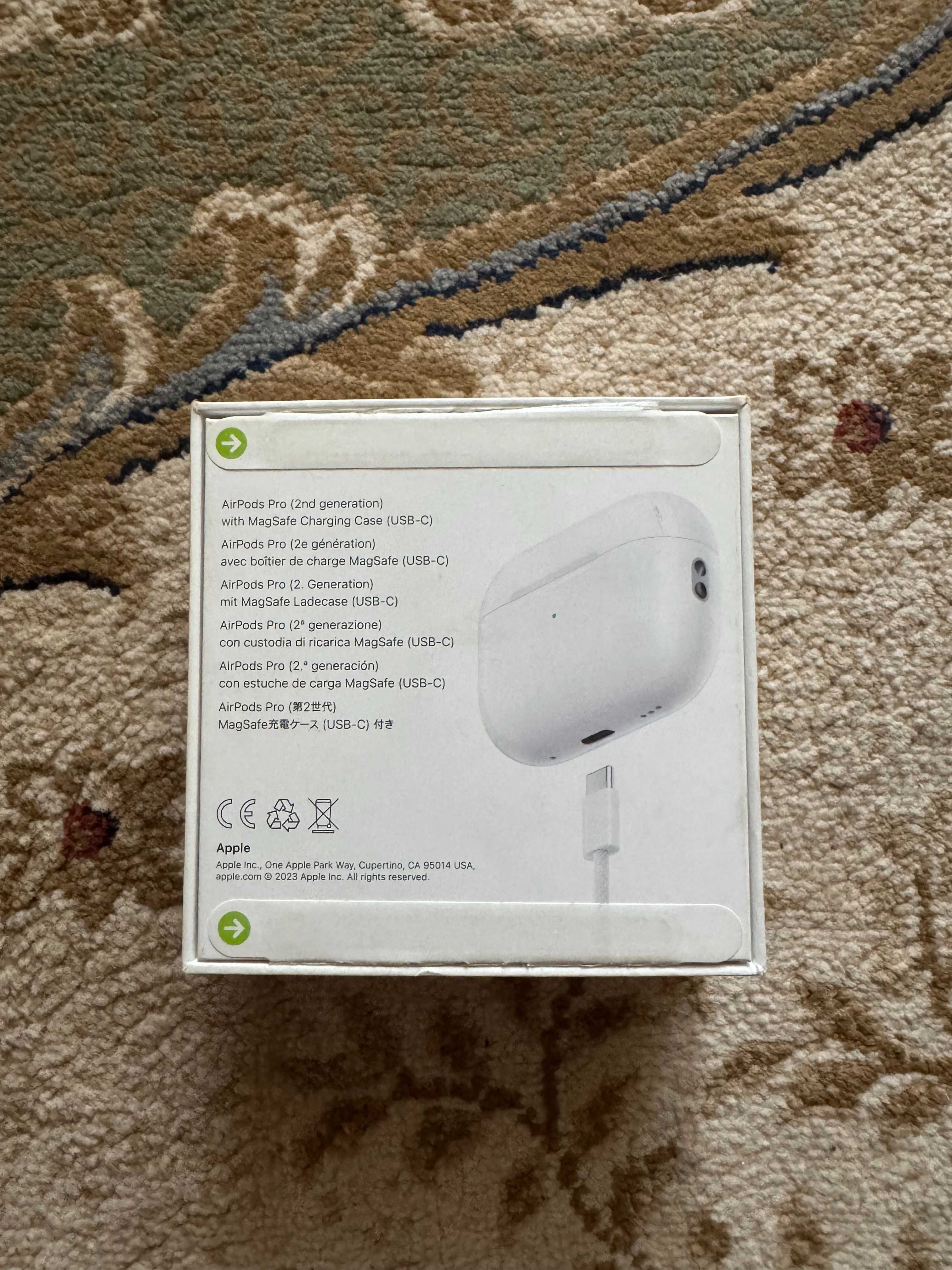 Навушники AirPods Pro 2nd gen with MagSafe Case (USB‑C) (MTJV3)