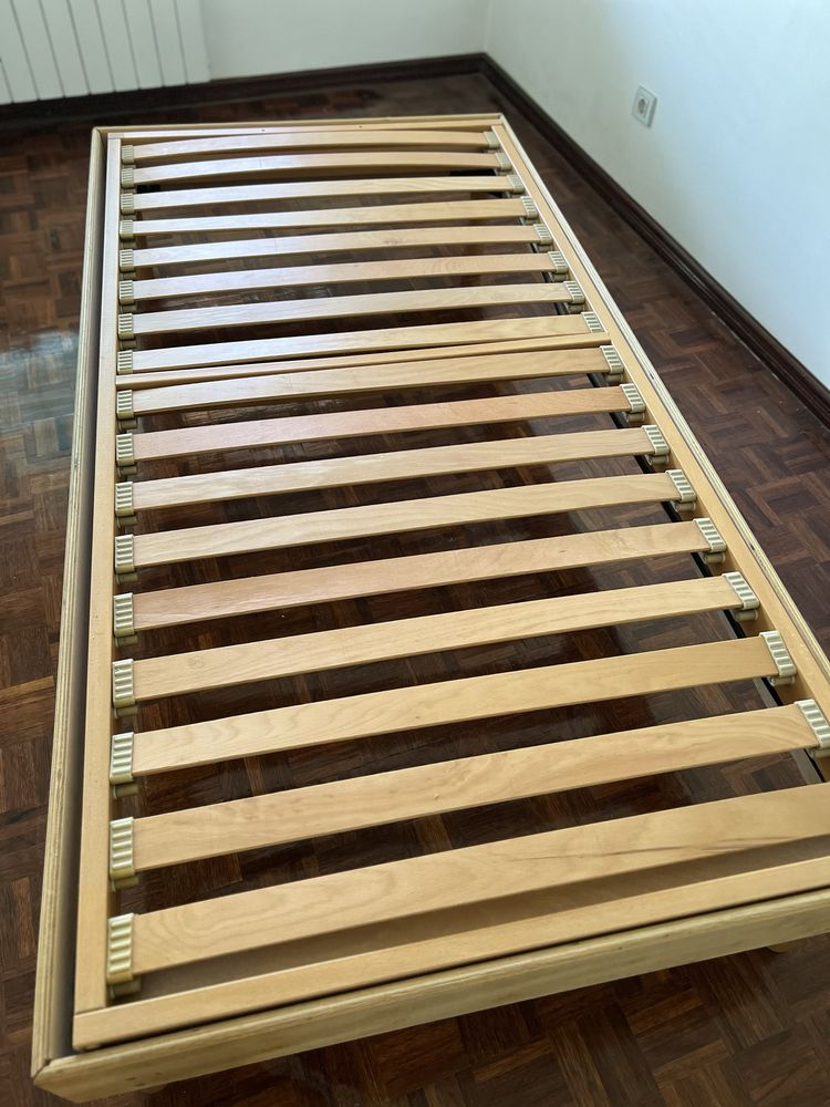 Cama sommier individual ( solteiro ) com estrado e colchao Colunex