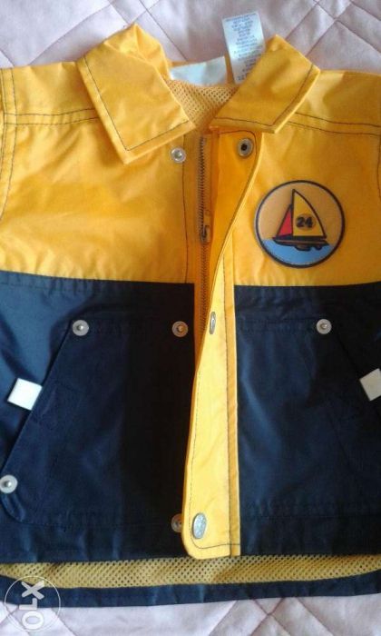 Ветровка на мальчика 6-9 мес.