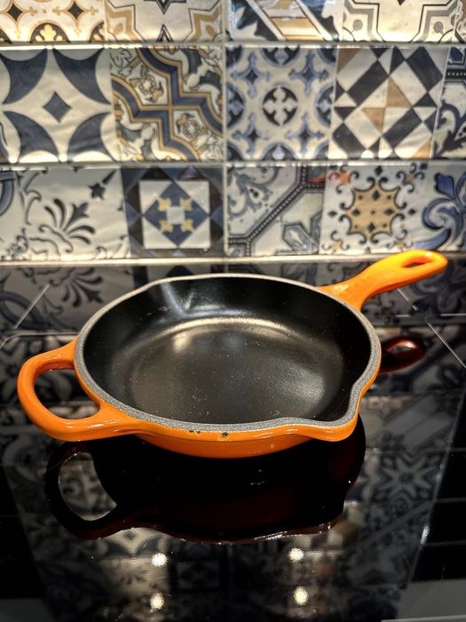 2 patelnie żeliwne Le Creuset mała i duża