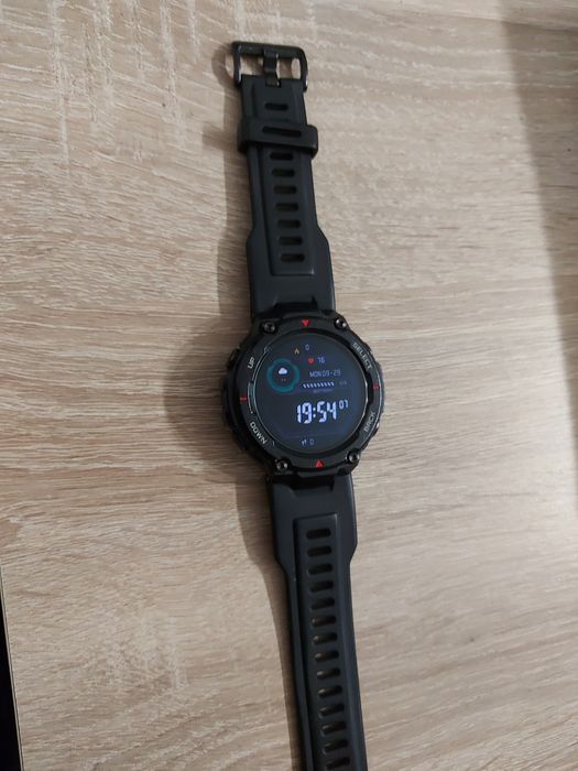 Amazfit T-rex pancerny smartwatch