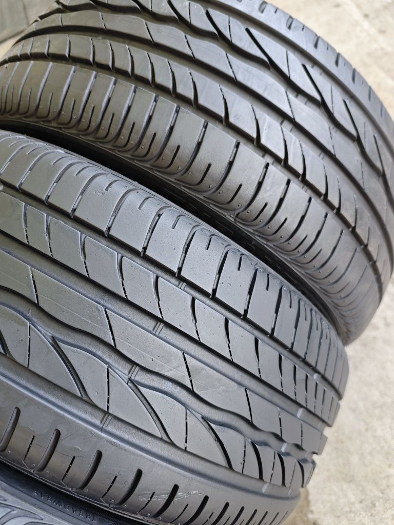 215/45/16 Bridgestone