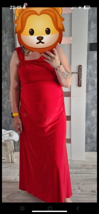 Sukienka ciazowa czerwona marszczona na wesele