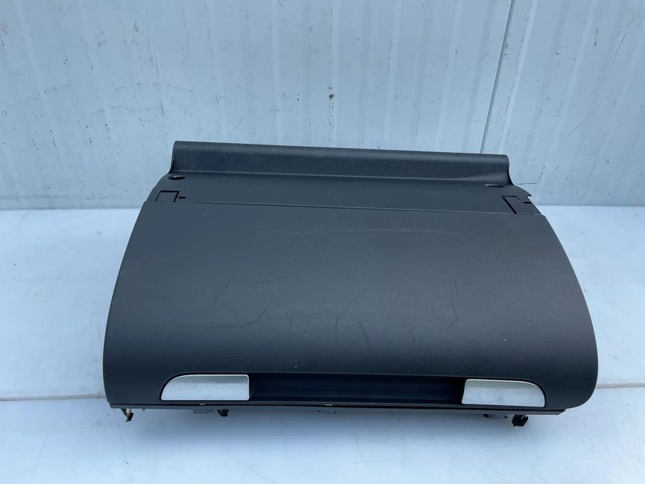 Schowek pasażera Audi A3 8P 8P1857035