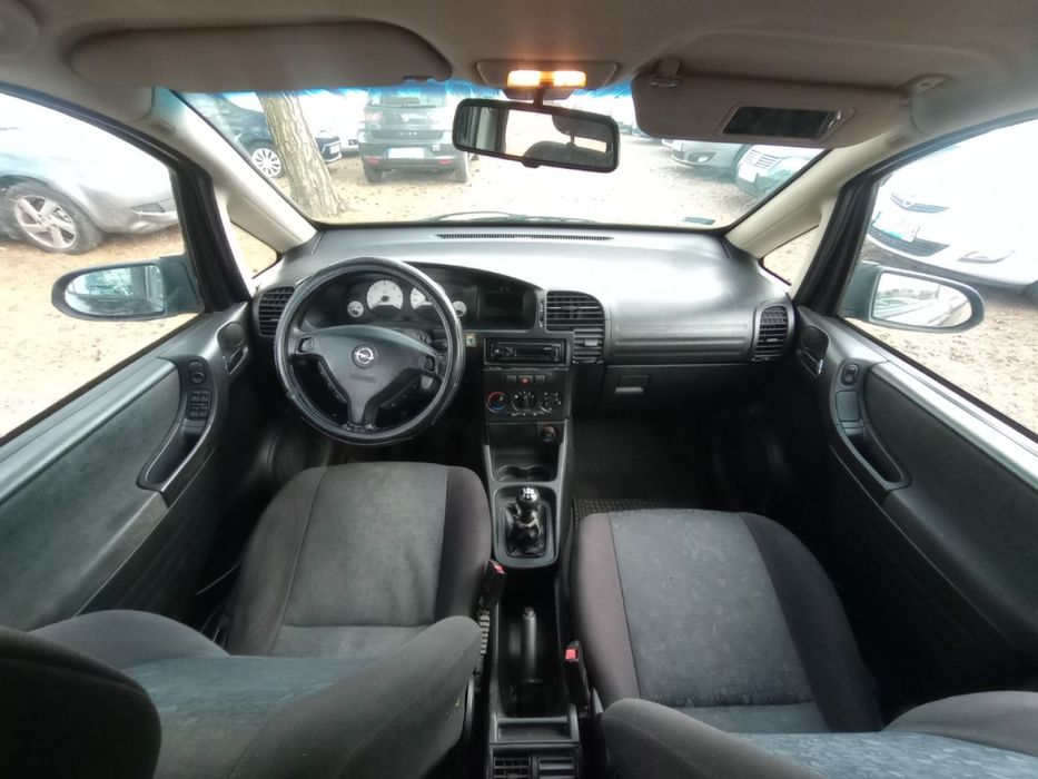 Opel Zafira 2.0D 101KM 2001r * 7 os hak klimatyzacja * TORUŃ