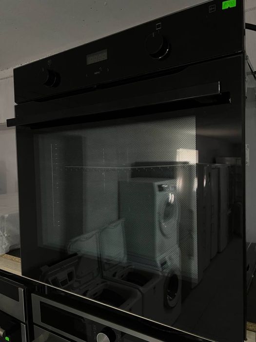 Духовка Gram ідеальний стан