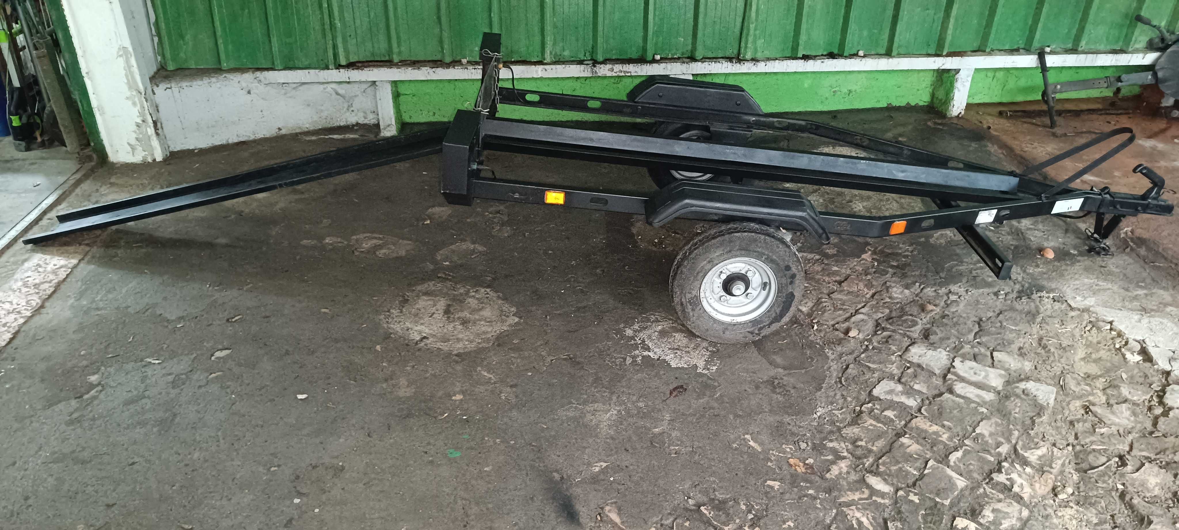 reboque para moto com rampa