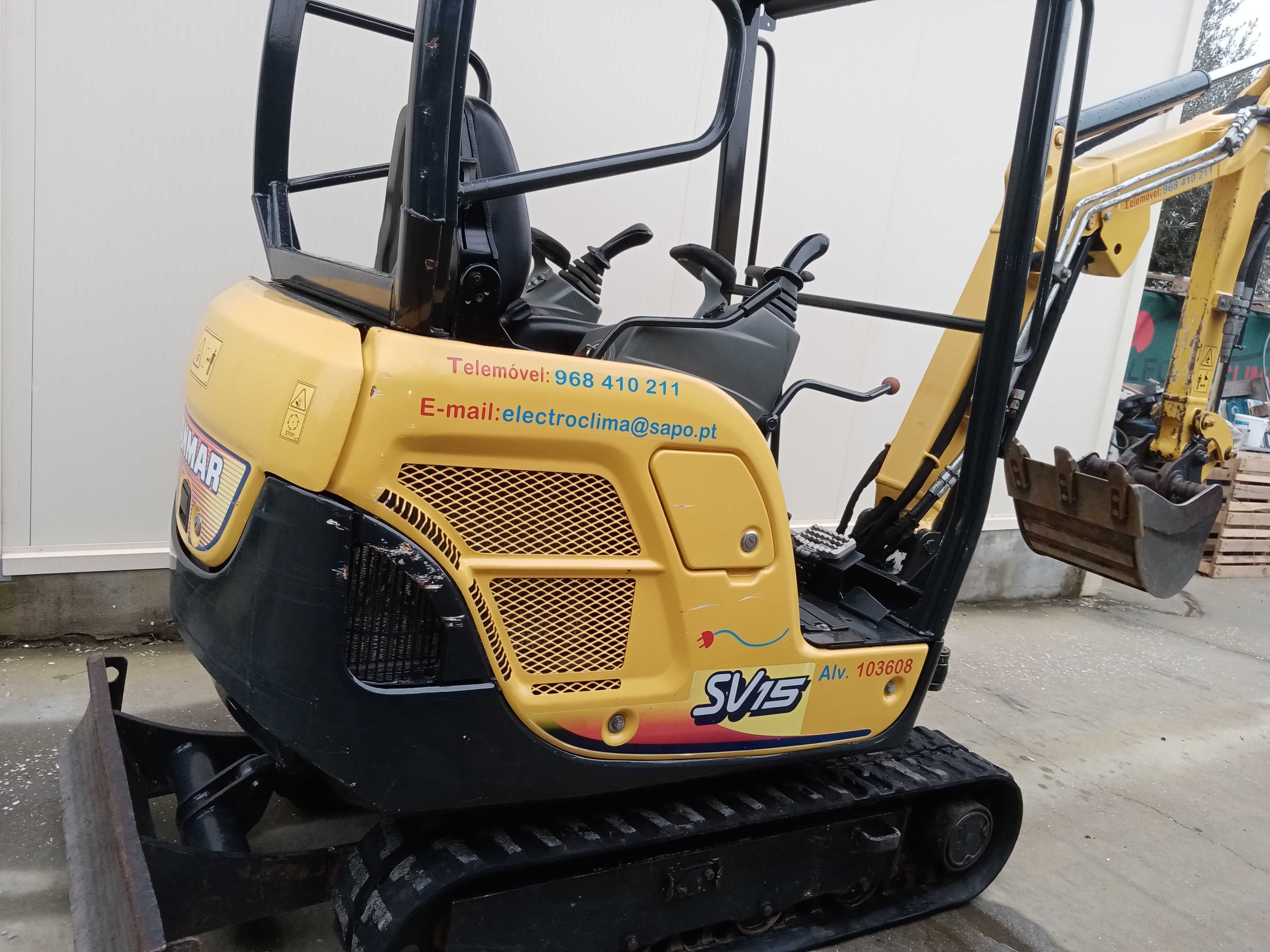 Mini giratória Yanmar vio15 com 2baldes