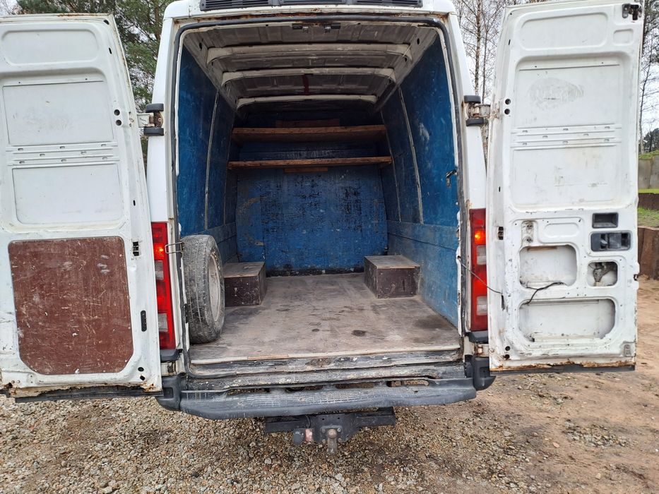Iveco Daily 35c15 brygadówka 7 osób