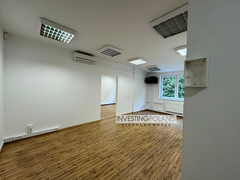 Biura z parkingiem b/o, ogrzewanie w cenie czynszu