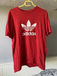 czerwona koszulka ADIDAS, t-shirt oversize ADIDAS