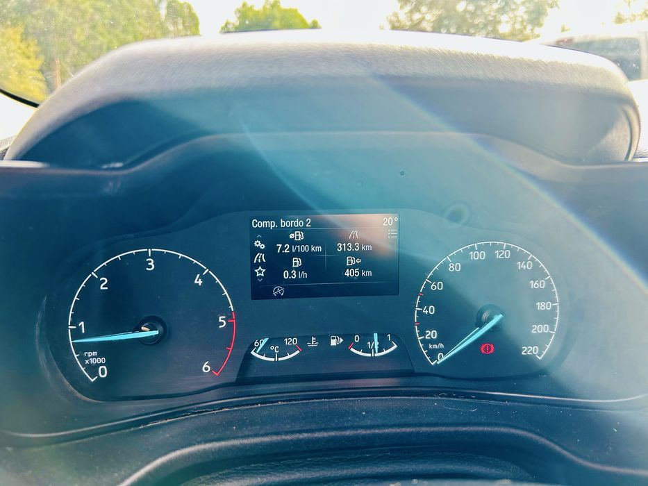 Ford conect Impecavel