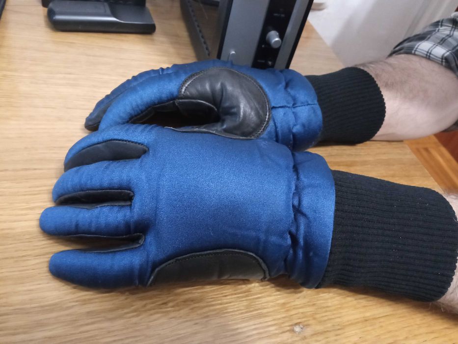 Мото-вело перчатки.(9р.кожа)