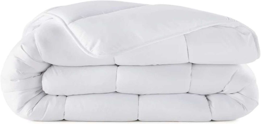 Kołdra 220x240 cm całoroczna antyalergiczna 300g/m² mikrofibra