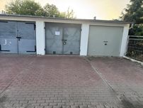 Garaż Filtrowa 68