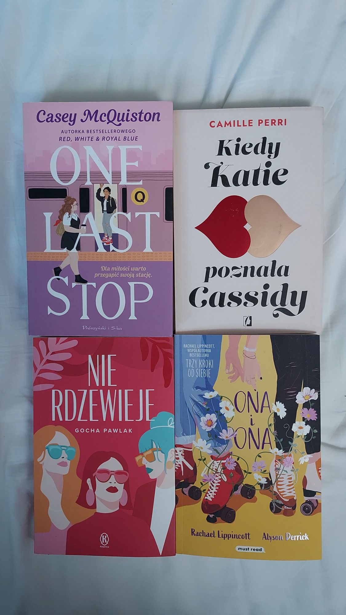 Pakiet książek o kobietach.