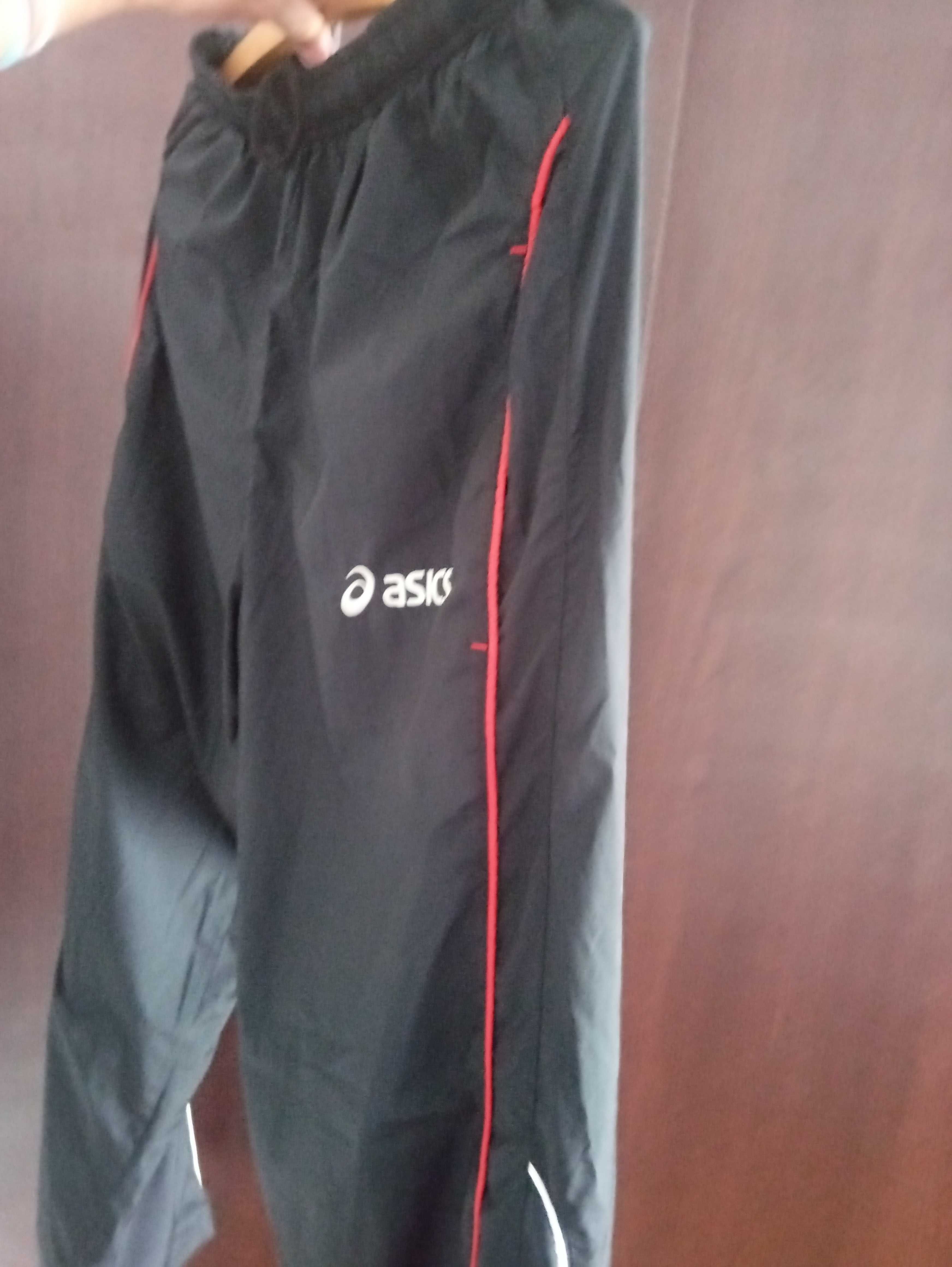 Czarne spodnie dresowe Asics