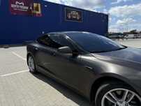 Продам Tesla S2014