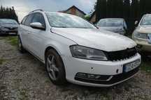 Volkswagen Passat 2011r, 1.6 TDI, Uszkodzony lewy bok, Pali. VAT 23%