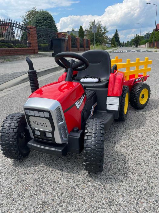 Traktorek dla dzieci na akumulator z Przyczepką Pilot 137cm 12V