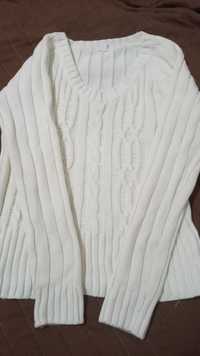 Продам теплые вязаные свитера