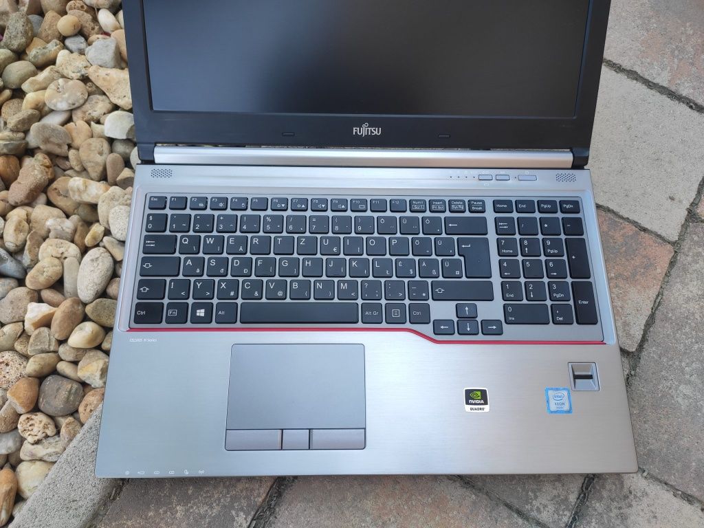 Fujitsu celsius Siemens h770