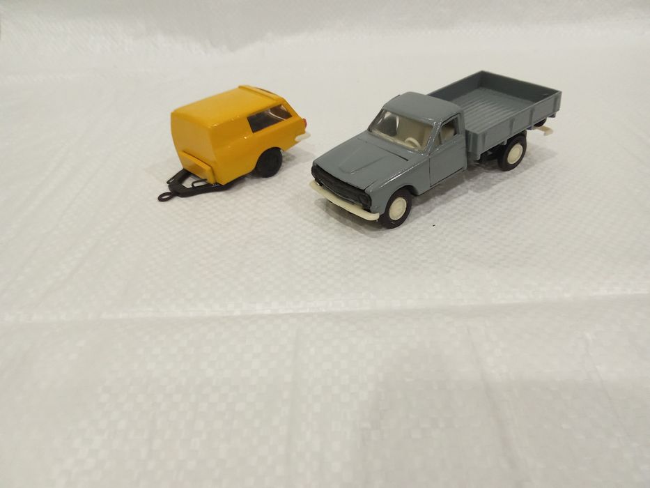 Модель ГАЗ 24, с прицепом. ( Конверсия)