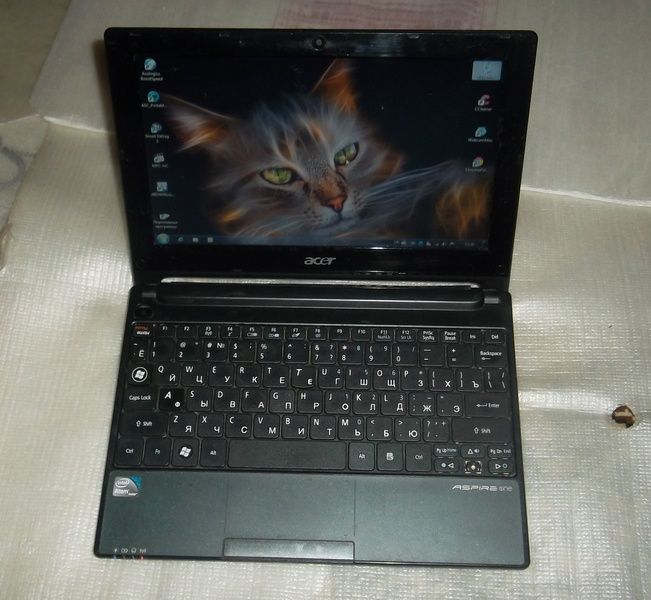 Нетбук Acer Aspire One D255