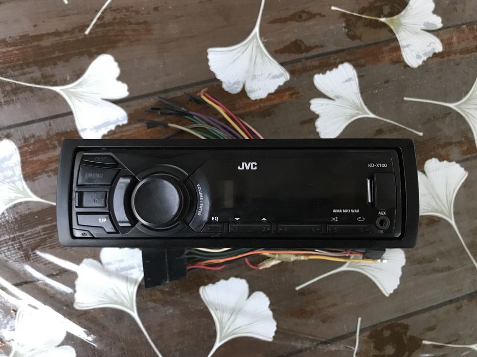 Автомагнитола JVC KD-X100