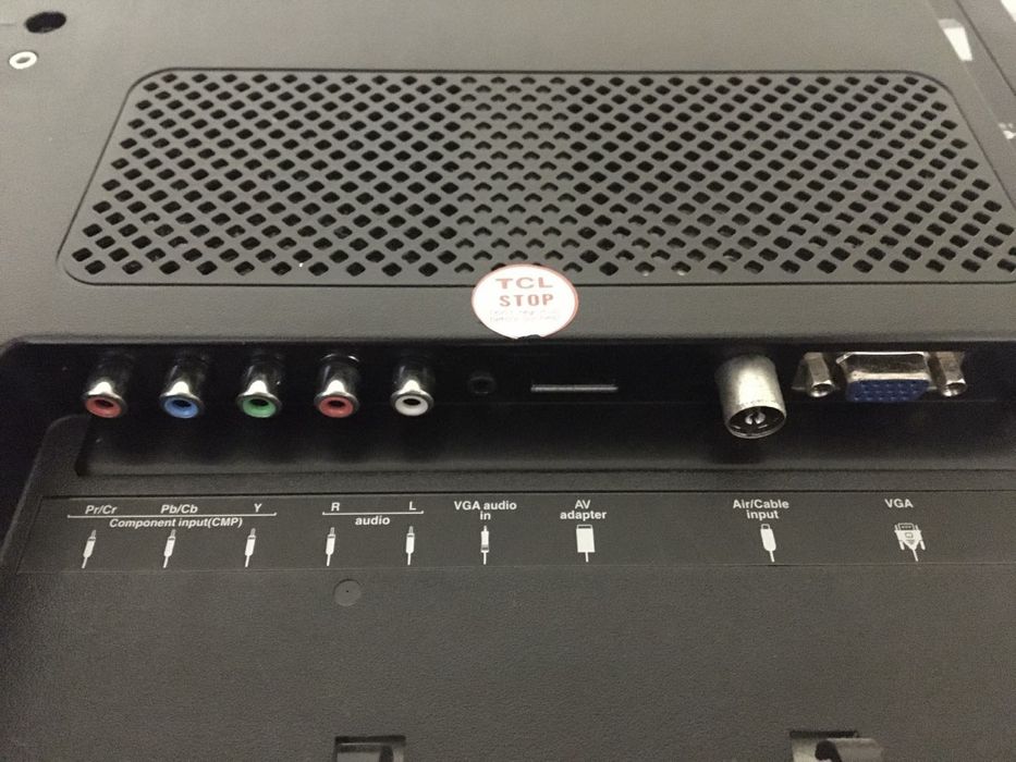 TCL 32D3260 ( 82 см )