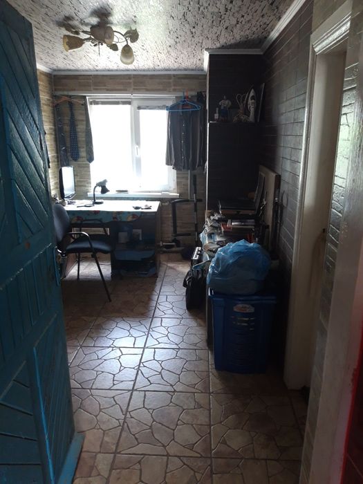 Продаётся домовладение - два жилых дома в одном дворе, большой огород