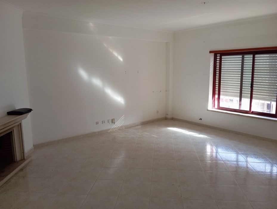 Arrenda se Apartamento