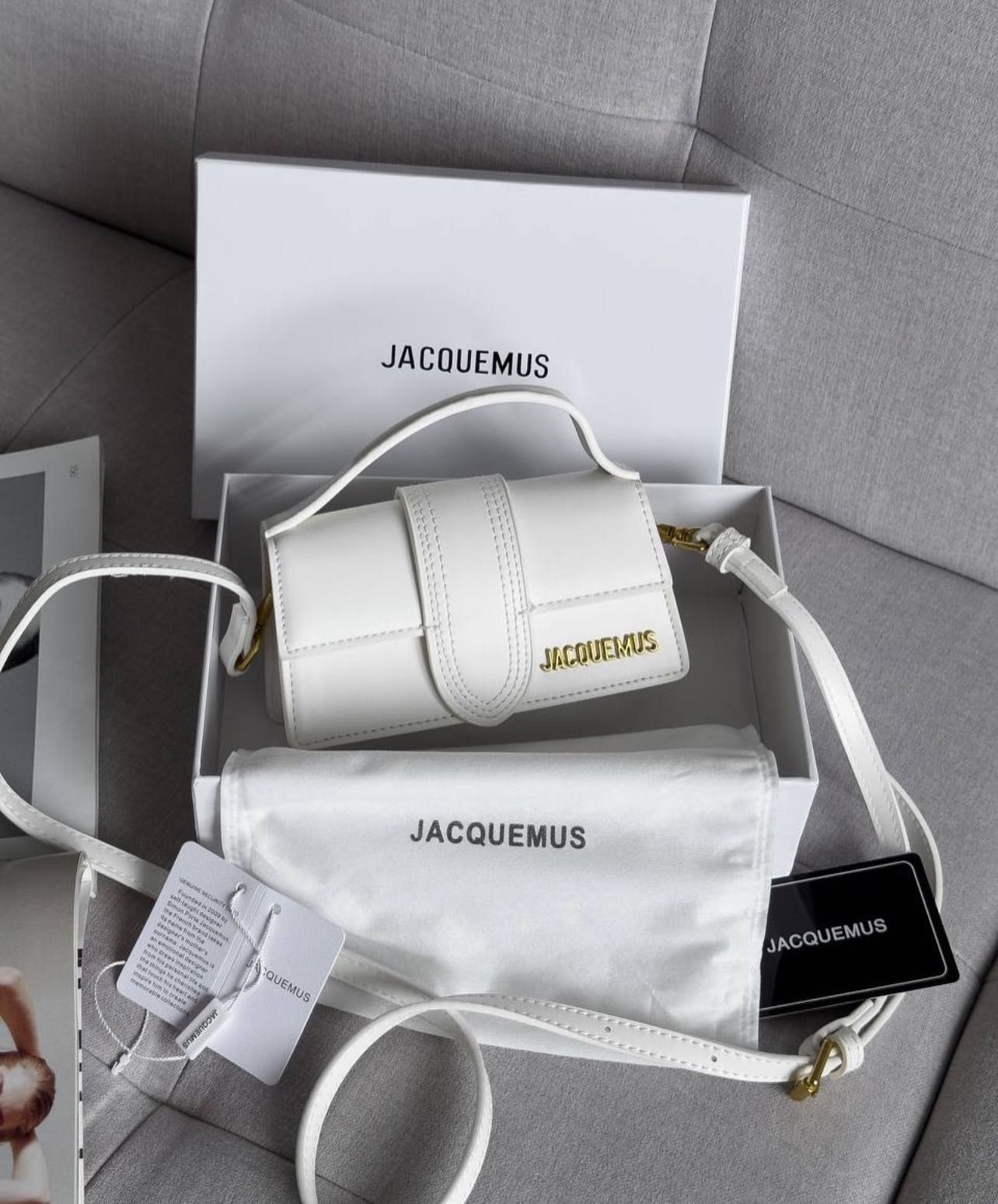 сумочки Jacquemus