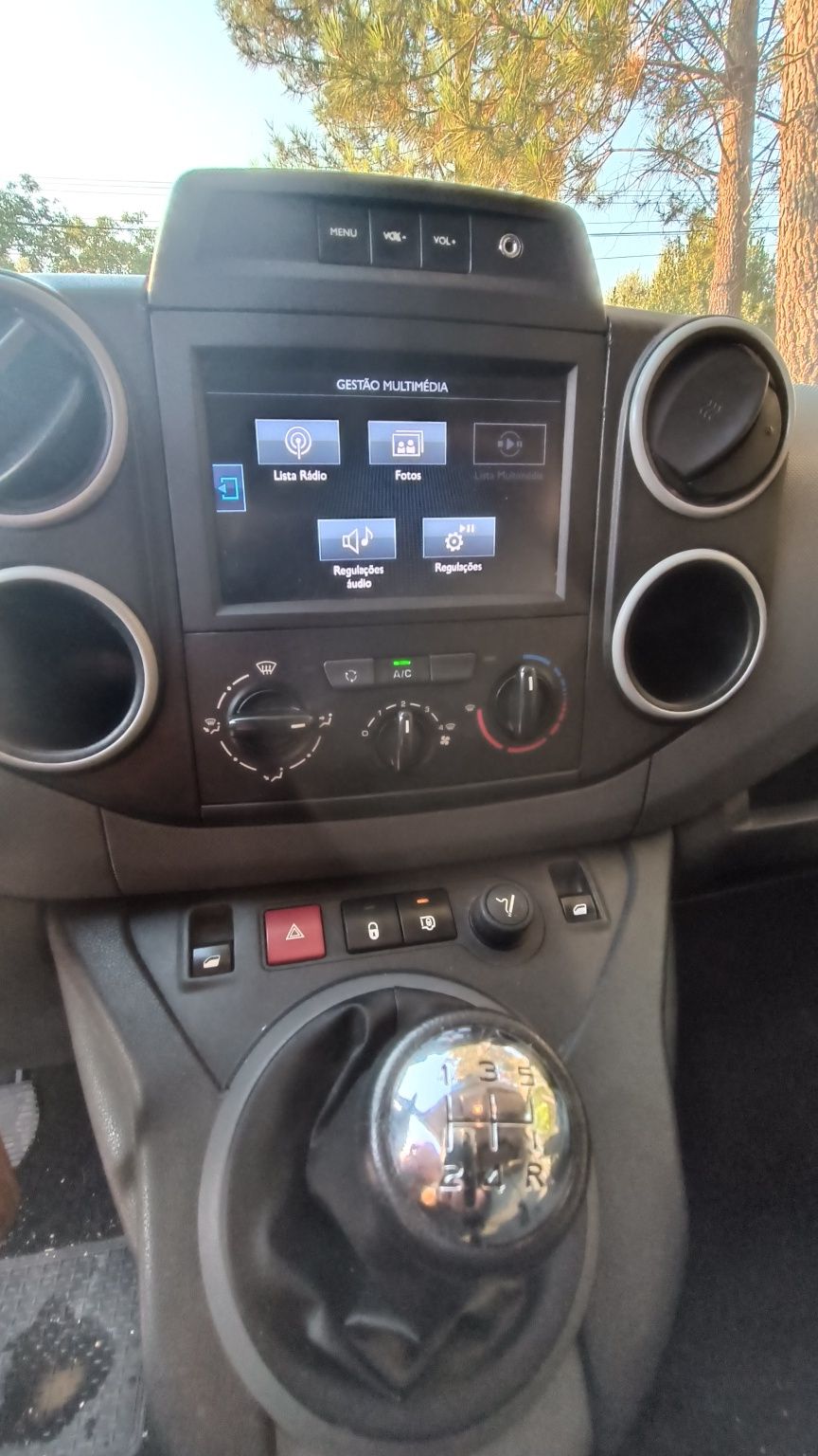 Carrinha peugeot partner