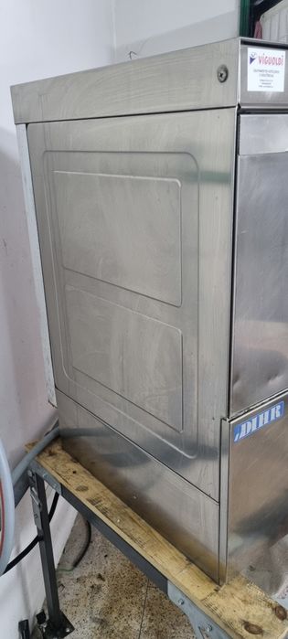 Máquina de lavar louça industrial DIHR - inox - excelente estado!