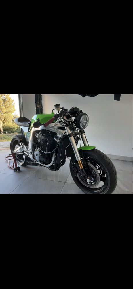 Suzuki  Café racer troco por carro