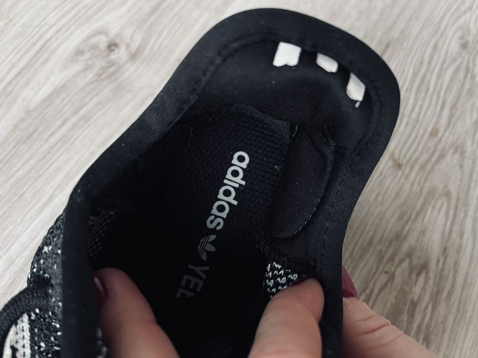 Adidas buty Yeezy Kayne West czarne 39