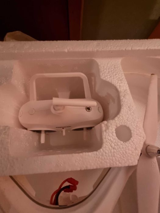 DRONE Ninco Stratus novo