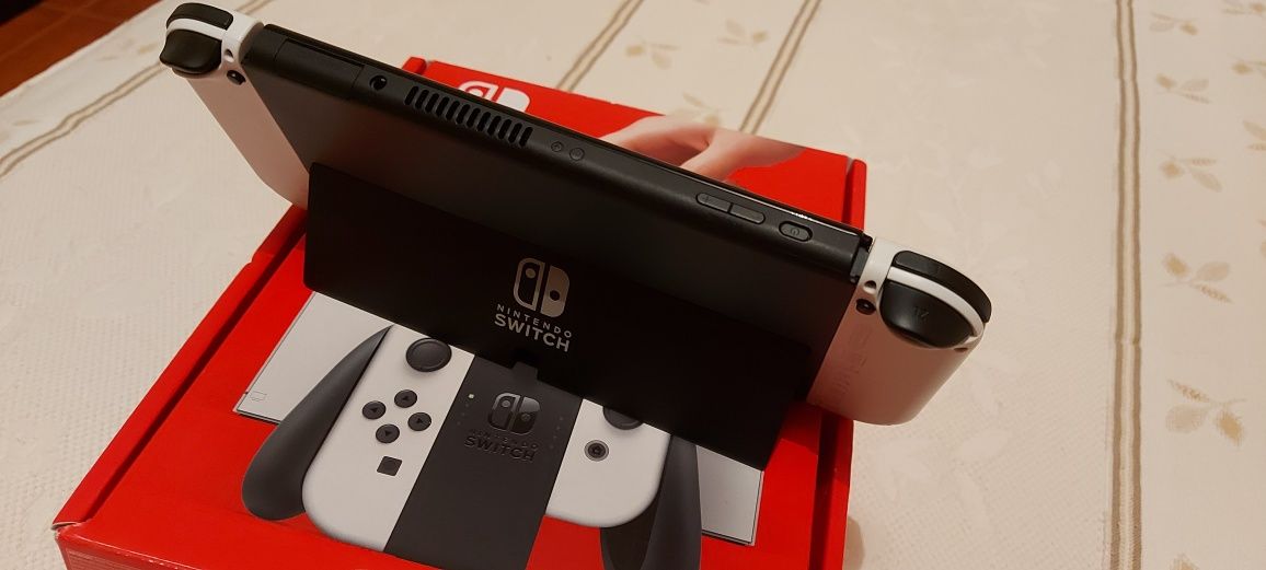 Nintendo switch Oled Nova