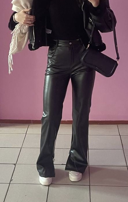 Шкіряні штани чорні