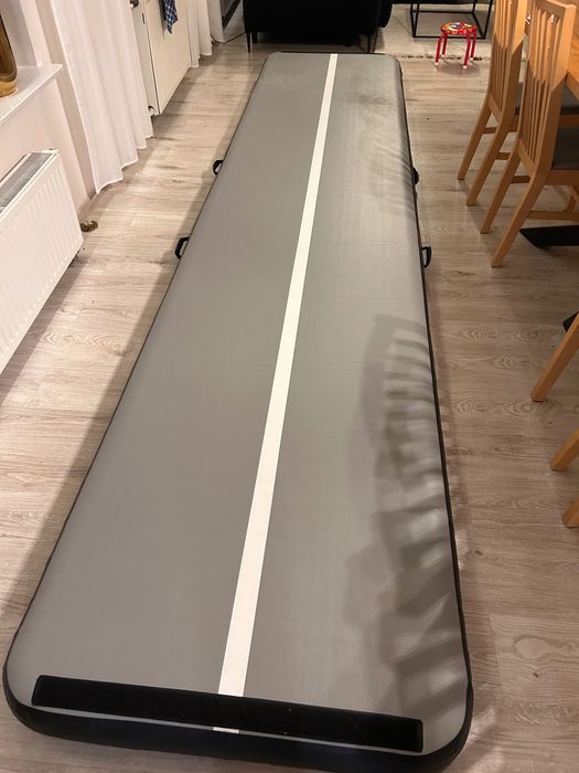 Ścieżka akrobatyczna pompowana 4,5m